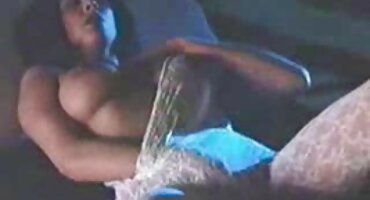 sex việt hay mới Quan hệ tình dục đam mê từ một phim heo 3x cặp vợ chồng trong phòng ngủ.