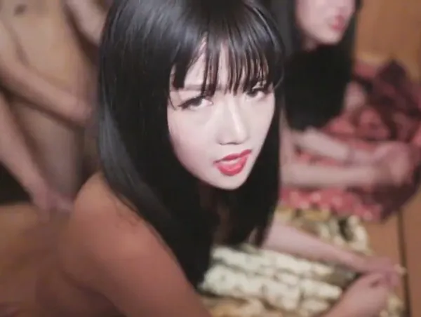 sex hoshino Những cô nàng thiếu thốn tình dục và cái kết